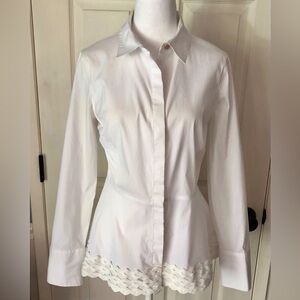 DONNA KARAN NEW YORK button down fitted at waist shirt. Beautiful w/rick rack